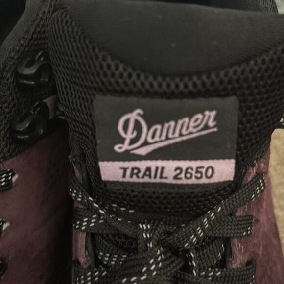 Danner Women’s Trail 2650 Mid GTX Hiking Boots in
Marionberry Size 10 - Picture 12 of 13